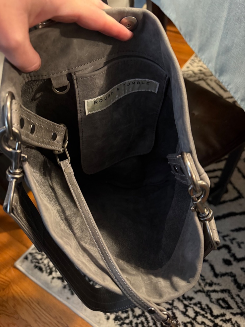 EUC Rough & Tumble Small Leather Lotus in Granite Gray/Grey - Picture 7 of 8